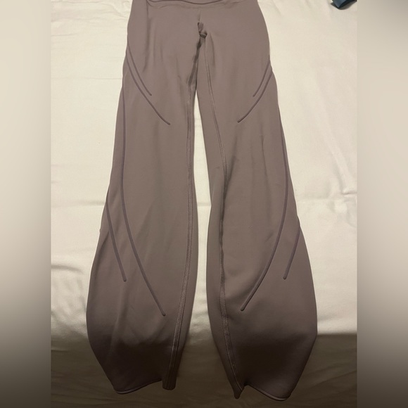 NWOT Lululemon Get in Line Super High-Rise Tight 28" - Picture 9 of 12